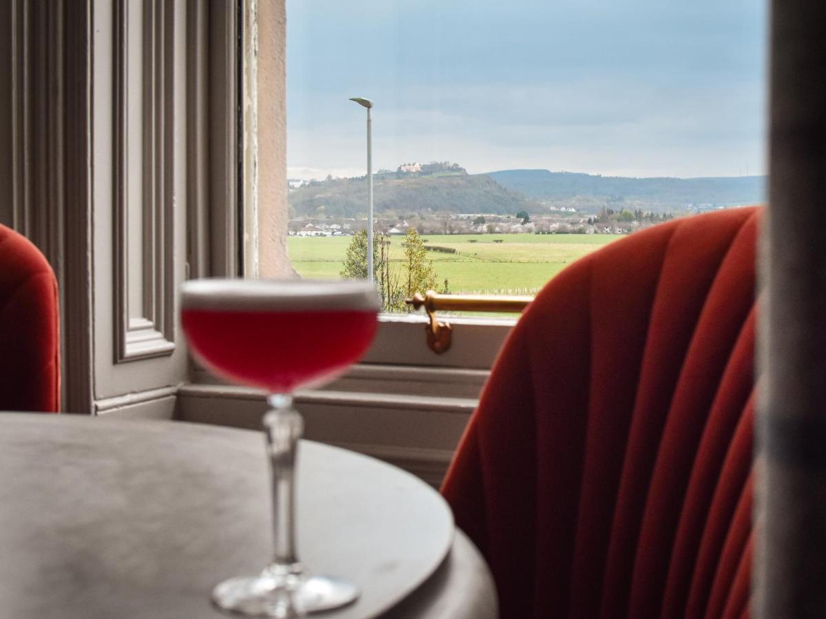 The Meadowpark Bar, Kitchen & Rooms Стерлинг Экстерьер фото